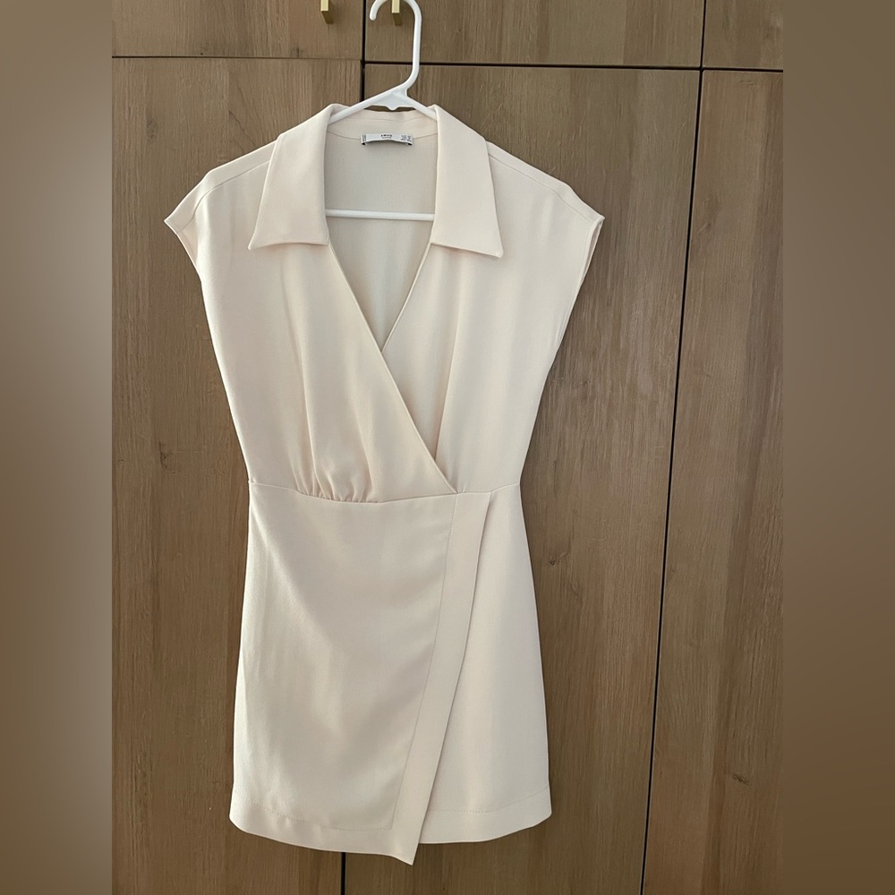 Mango Shirt Dress mini length with collared neckline
